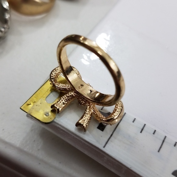 Bow Ring Rhinestone Bling Gold Tone Wrap 7 Small T - Picture 7 of 8